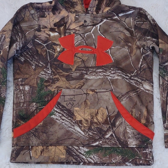 Under Armour Brown and Orange Camo Sweatshirt - Picture 4 of 13